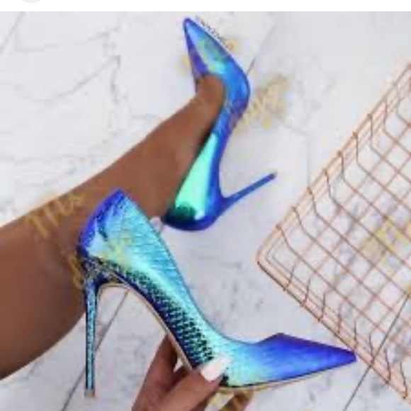 Steve Madden Chromorphous Snakeskin Heels - Picture 1 of 13